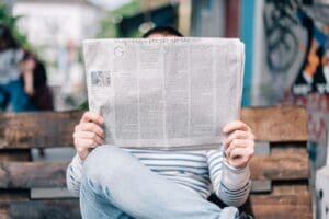 Pile de journaux, actualité quotidienne